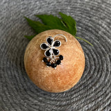 Black Onyx Flower Nose Pin