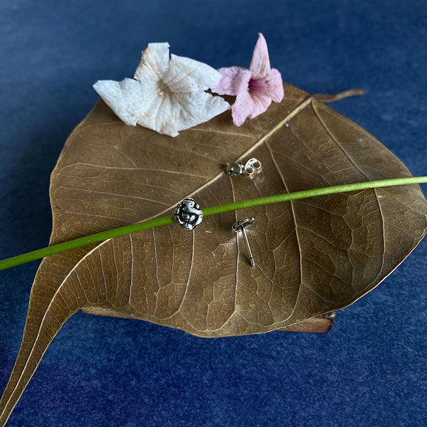 Ganpati Ear Studs Gypsy Maal