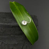 Black Flower Nose Pin