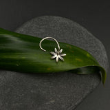 Daisy Nose Pin