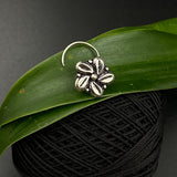 Twirl Petals Nose Pin