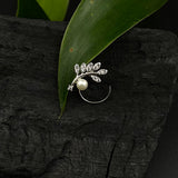 Zircon Leaf With Pearl Nose Pin