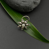 Pretty Flower Nose Pin (Pearl)
