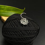 Emerald Marigold Nose Pin
