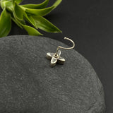 Emerald Petals Nose Pin