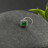 Emerald Square Nose Pin