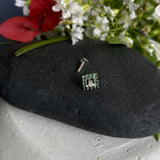 Emerald Square Nose Pin