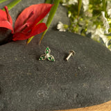Emerald Flower Petals Nose Pin