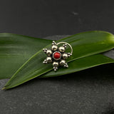 Pretty Flower Nose Pin (red)