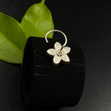 Sapphire Petals Nose Pin