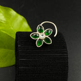 Emerald Petals Nose Pin