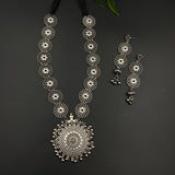 Silver Phool Necklace Set