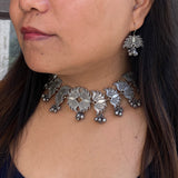 Artistic Lotus Choker Set