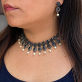 Intricate Black Floral Necklace Set