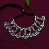 Floral Motifs & Ghungroo Choker