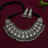 Oh Fish Necklace Set
