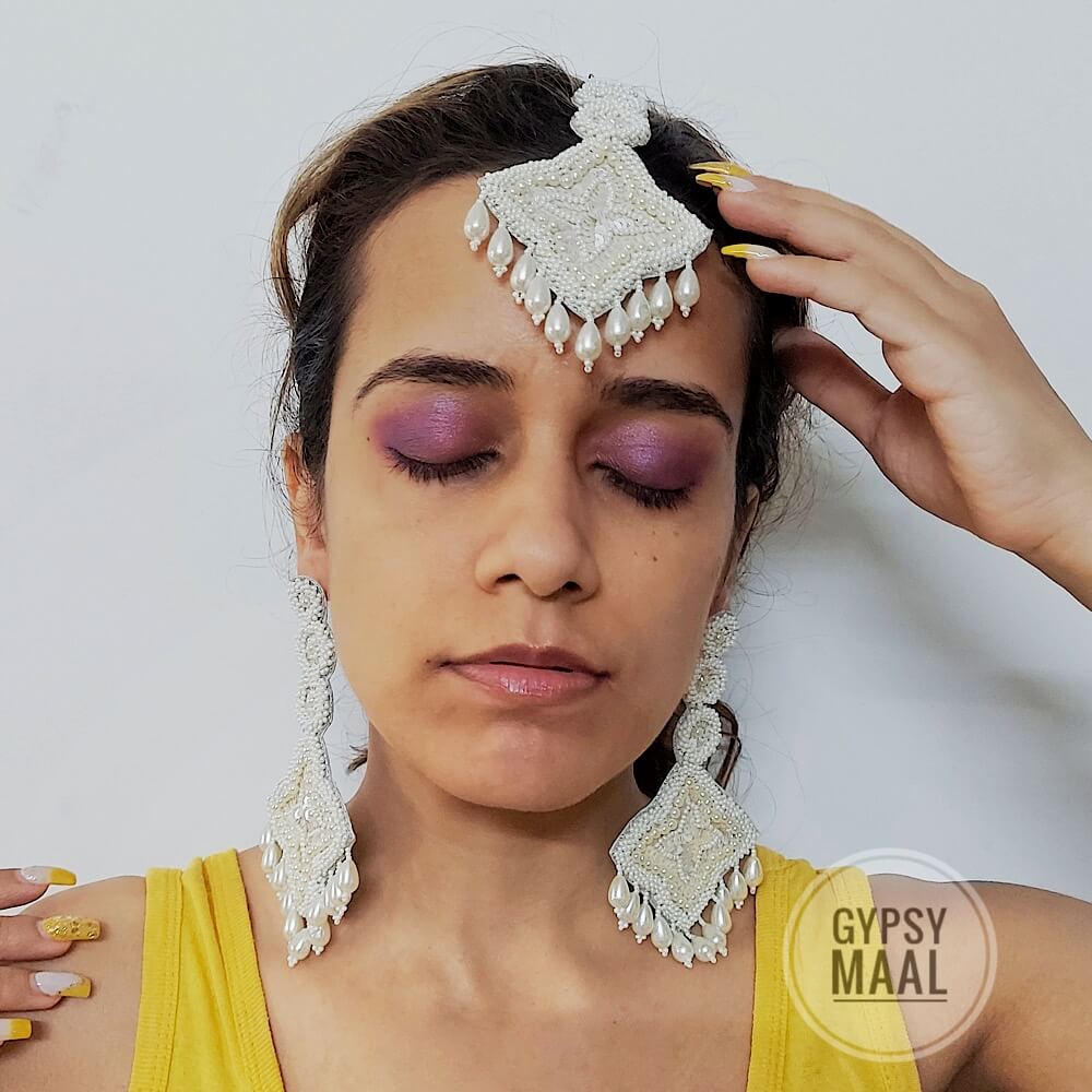 Pearl Dust Earrings Maang Tikka Set